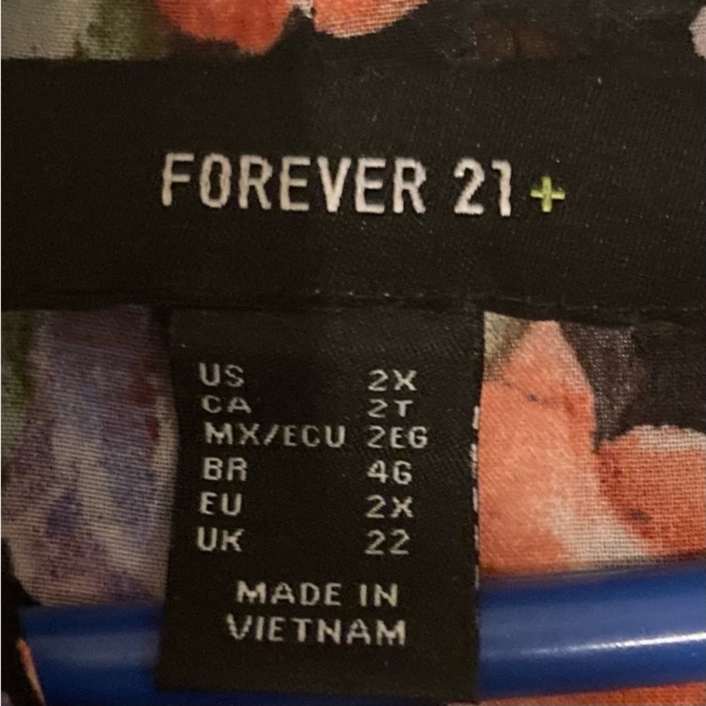 Forever 21 blouse - Picture 5 of 5